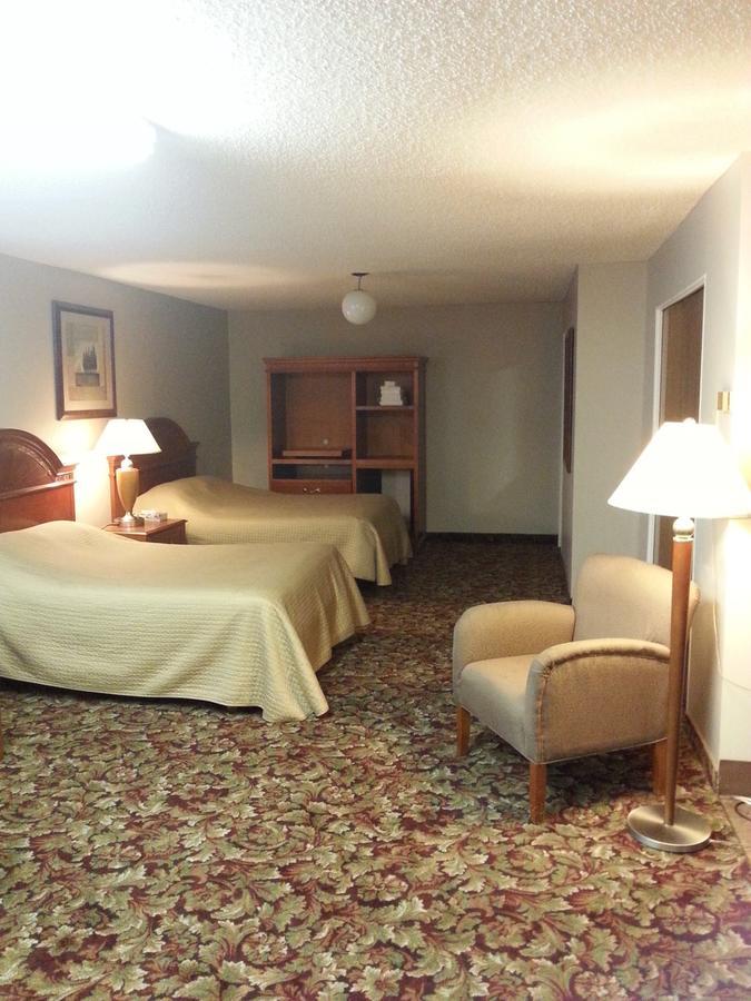 Cudworth Motor Inn Room photo